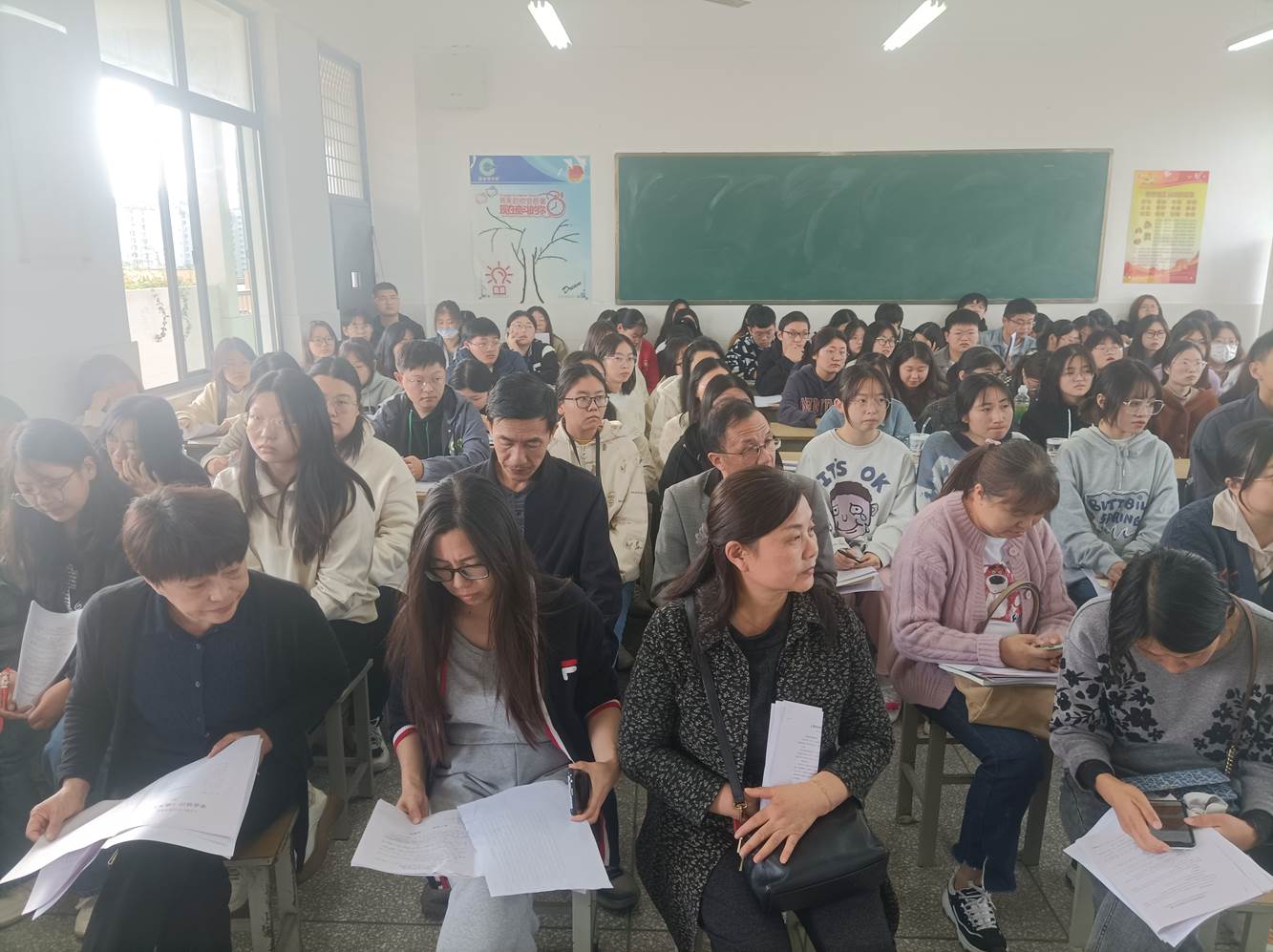 说明: C:\Users\Administrator\Documents\Tencent Files\310160410\FileRecv\MobileFile\论文写作报道\论文写作报道\1666612441360.jpg